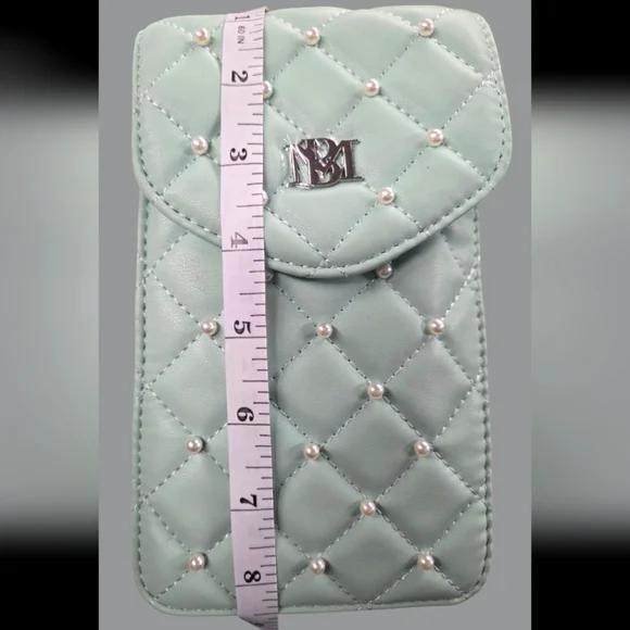 Badgley Mischka Green Quilted Crossbody Cellphone Bag with Chain Strap - Picture 8 of 8
